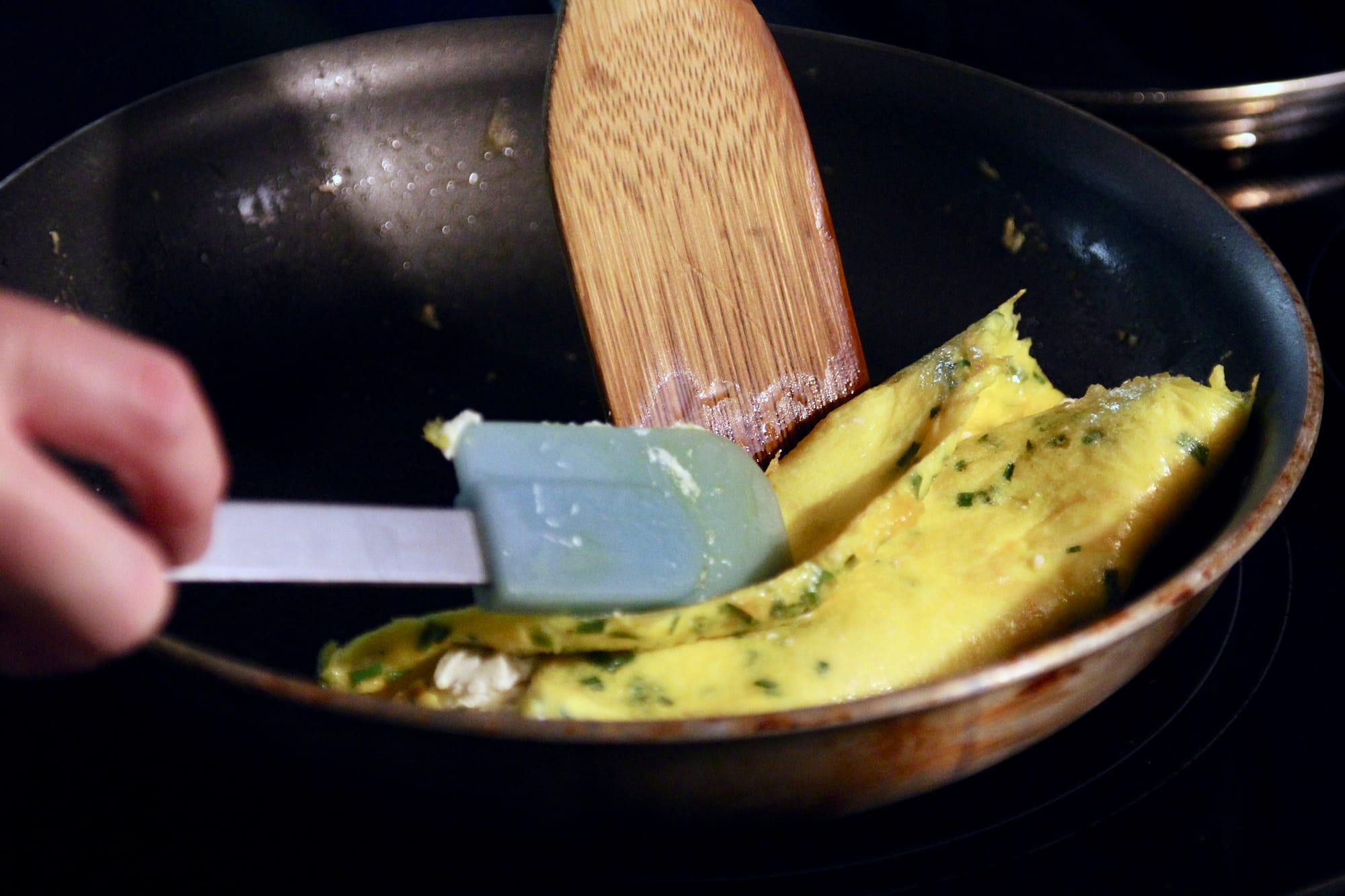 Folding the french omelette